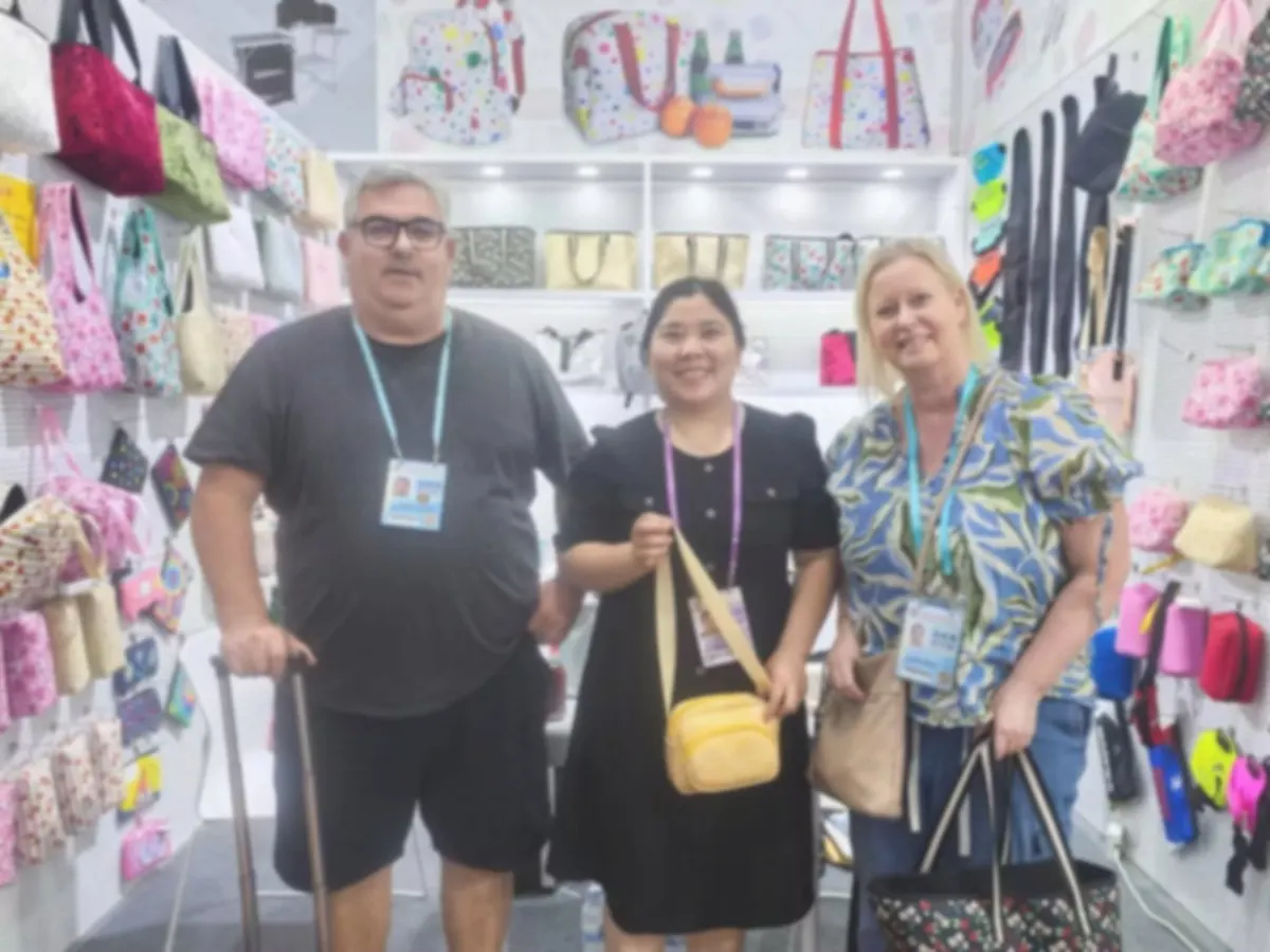 HappySport customer meeting at trade fair booth